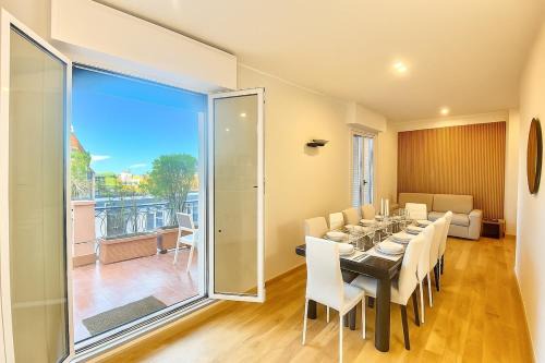 Penthouse with panoramic terrace-8 minutes from the Duomo