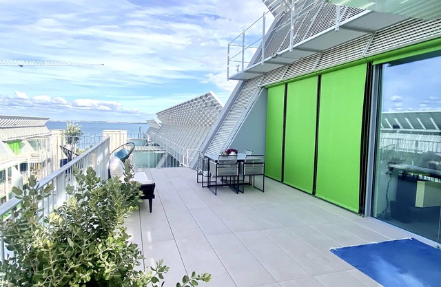 Penthouse with river view 5 minutes from Web Summit and more
