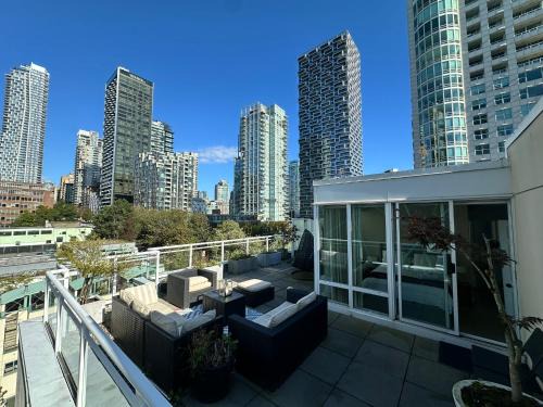 Penthouses of Beach Ave