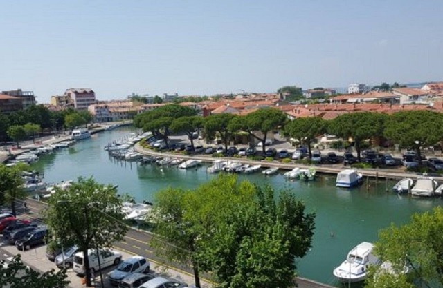 Perco Riva Slataper apartment