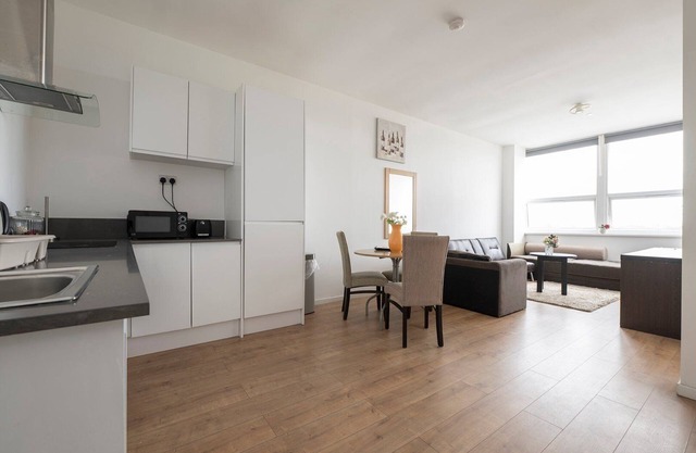 Perfect Base to Explore Birmingham and Beyond