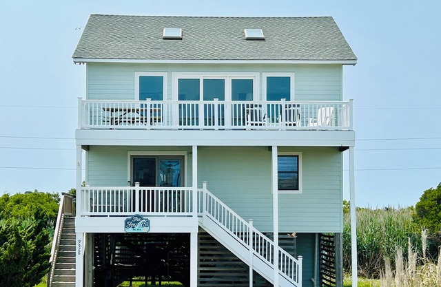 Perfect Ocean and Sunset Views/Deck to Sand in 2 Min