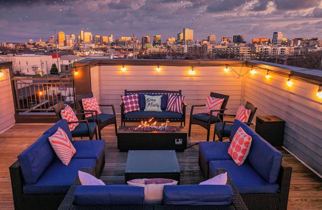 Perfect 💯 Palace in City Heights 🏙️ w/Rooftop Terrace 🌆- ECH2