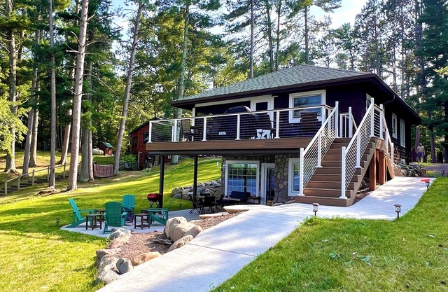 Perfect Sand Beach frontage on the famous Chippewa Flowage!