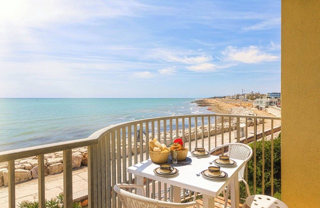 Perfect Sea View in the Heart of Caorle’s Center with Private Parking