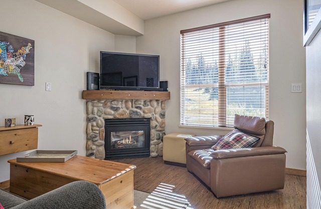 Pet friendly ground floor condo with mudroom directly slope side at Creekside