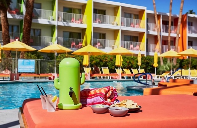 Pet-Friendly 2 Units. Relax and Unwind in Palm Springs and Enjoy Pool Access!