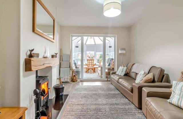 Pet friendly Bungalow with garden, Hornsea, East Yorkshire Coast