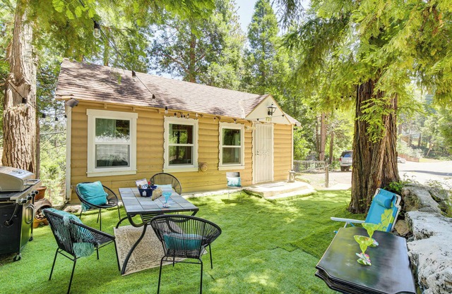 Pet-Friendly California Abode w/Fenced-In Yard!