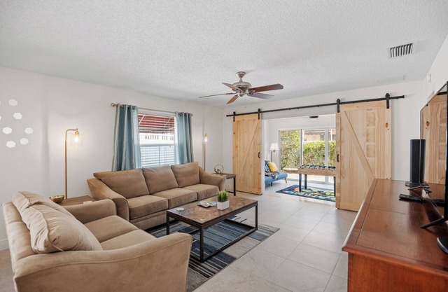 Pet Friendly Calumet Grove Cottage: 2BR/2BA Haven