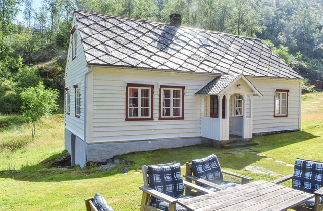 Pet friendly home in Nordtveitgrend