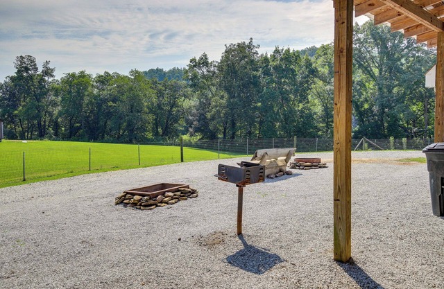 Pet-Friendly Huntsville Home: ATV Authorized Route