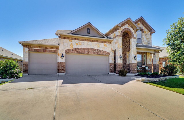 Pet-Friendly Leander Home w/Fully Fenced Yard!