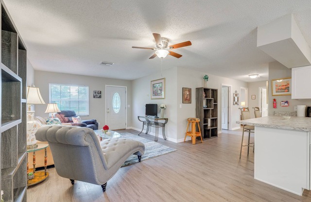 Pet-Friendly Yard: Summerfield Home Near Golf