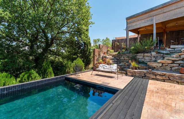 Petite house "Provence" with private terrace, Wi-Fi, and air conditioning