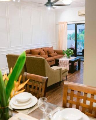 Petronella apartment A1 marina court