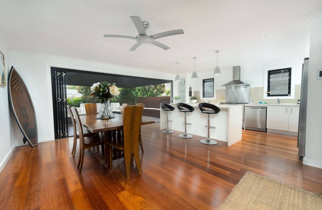 Pets Allowed Burleigh Beach Pad