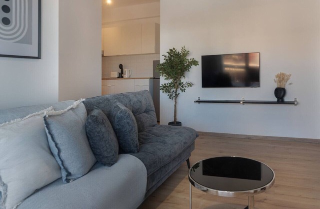Phaedrus Living: City Breeze Residences Finesse