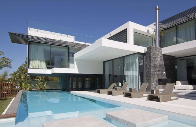 Phenomenal Algarve Villa | Villa Flowerscape | 4 Bedrooms | Steam Room & Home.