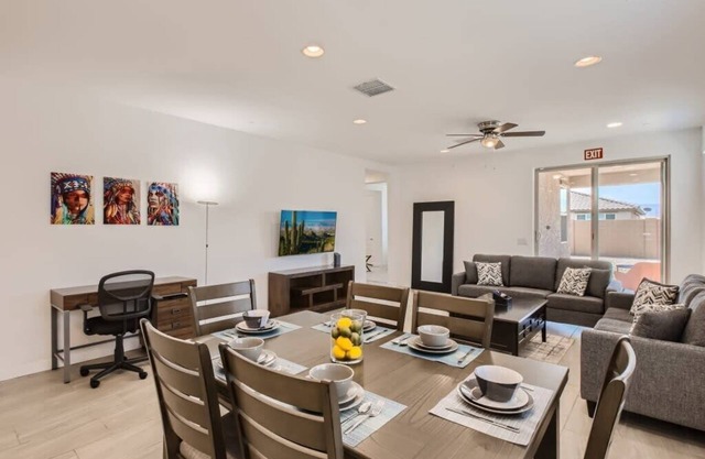 Phoenix Monthly Gem-Pet Friendly-Parking-Fast Wifi!