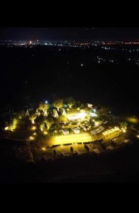 Phrao Camping Village พร้าวแคมป์ปิ้ง วิลเลจ