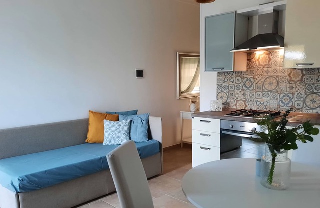 Piccolo appartamento in villa a 5 min dal mare