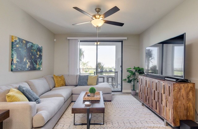 Picture Perfect 2/2 with Views Galore! The Cays at Ocotillo! 30 Night Minimum Stay!