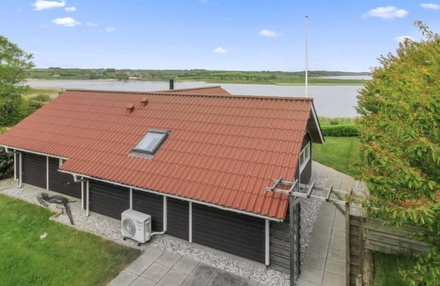 "Pirkka" - 50m to the inlet by Interhome