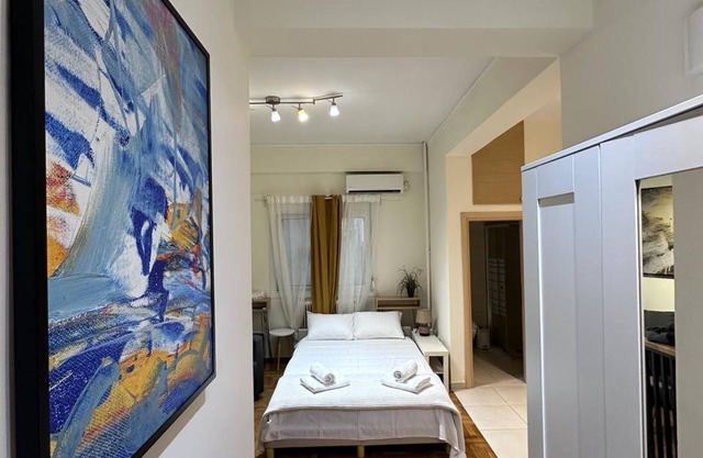Plaka Nest Apartment - One Bedroom Apartment