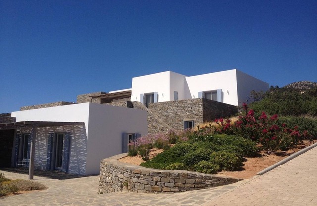 Platinum Paros Villa | 6 Bedroom Villa | Private Infinity Pool & Amazing Sea.
