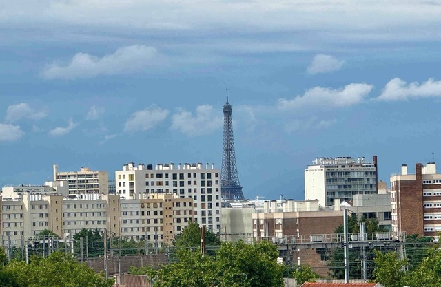 Pleasant 2P with balcony & Eiffel Tower view