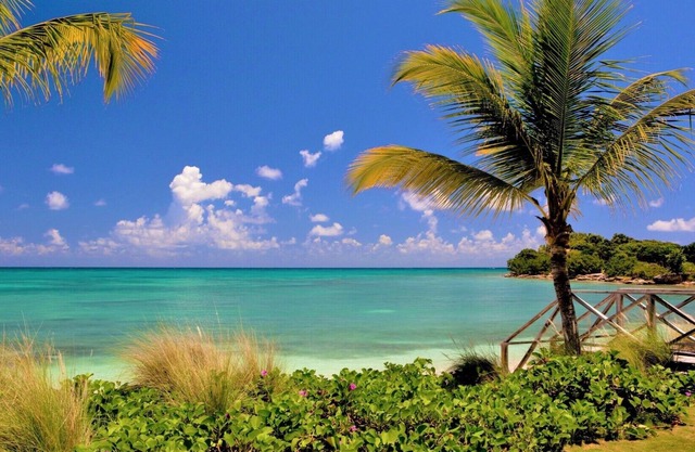 *Please Enquire* Special rates available on certain weeks. 3 bedroom private villa in Jumby Bay