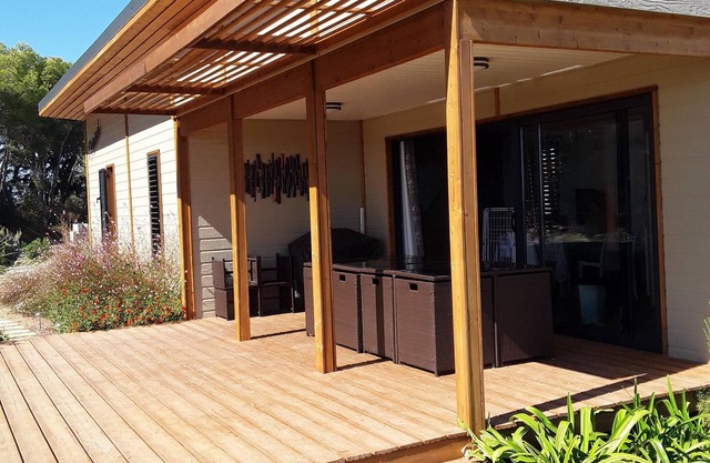 Plénisud: large cottage classified 3 * (3CH- 2 SDE) in the domain with heated swimming pool