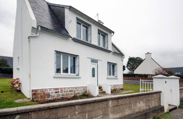 Plouarzel Home