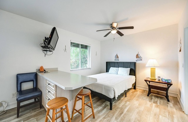 POI Resort Studio Near Everglades + Marina Access