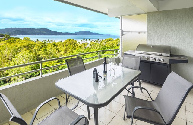 Poinciana Lodge 203, Poinciana Lodge 203 on Hamilton Island