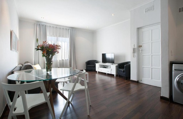 Polana Court 12 by CTHA