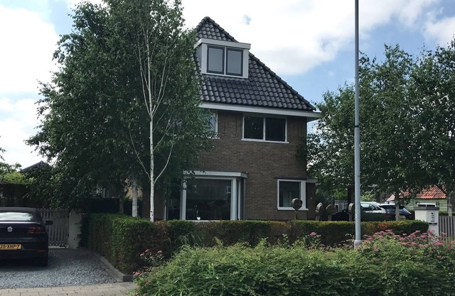 POOL VILLA NEAR AMSTERDAM 3 bedroom Free parking