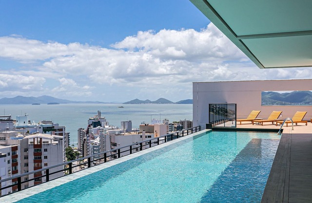 Pool with Sea View | WI-FI 200MB | Foodhall #TT5