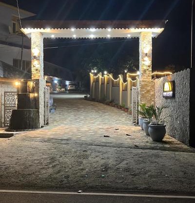 Pops Resort