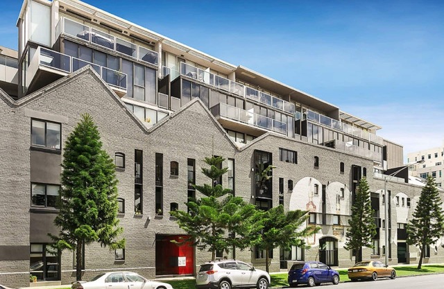 Port Melbourne Perfect 2 Bed