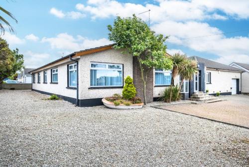 Port Tara Holiday Home