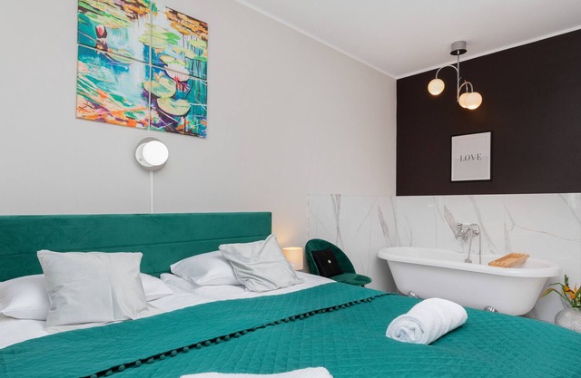 Poziomkowa 41B | 2 bedrooms | bathtub in the bathroom | balcony