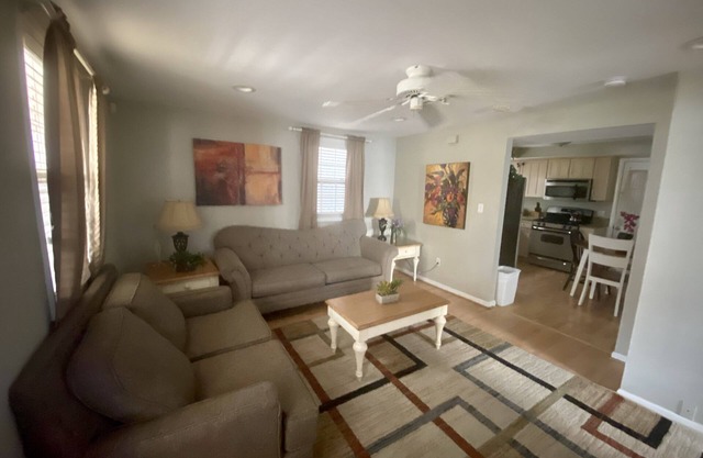 PREMIER HOST LISTING - 2BR Fish Bay Ste 1 House to Beach & Water Park,