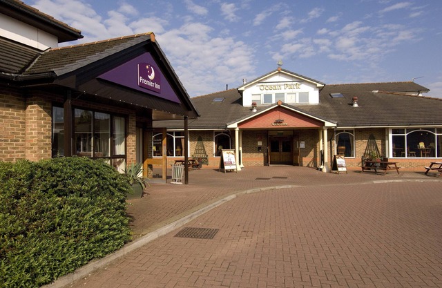 Premier Inn Cardiff City South