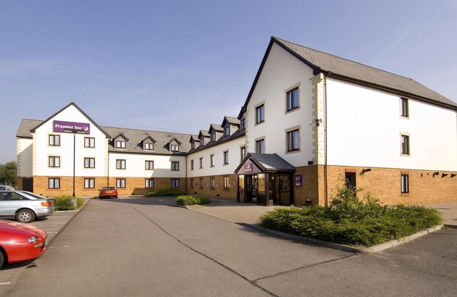 Premier Inn Gloucester - Barnwood