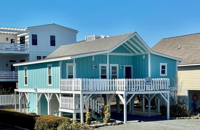 PREMIER location; CONCIERGE linen service; 2 PRIMARY SUITES