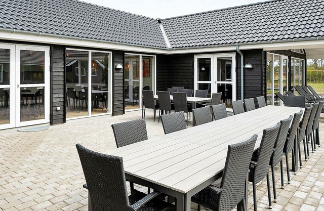 Premium Holiday Home in Grenå with Swimming Pool