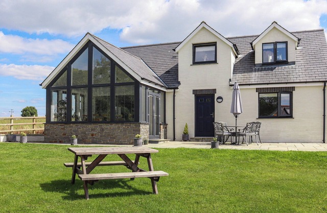 Preselli View Cottage - UK37755
