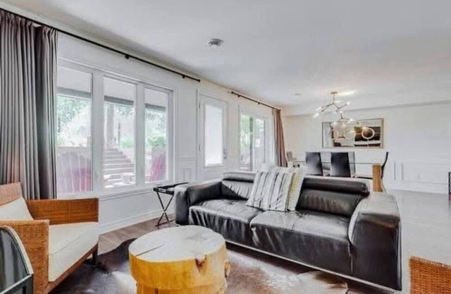 Prestige condo at the foot of the St-Sauveur slopes